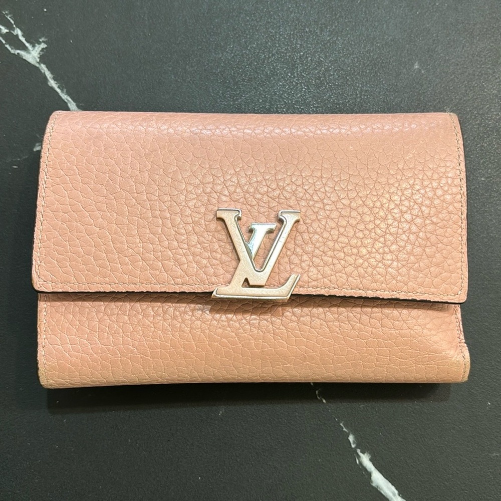 Louis Vuitton Capucines Compact XS Wallet